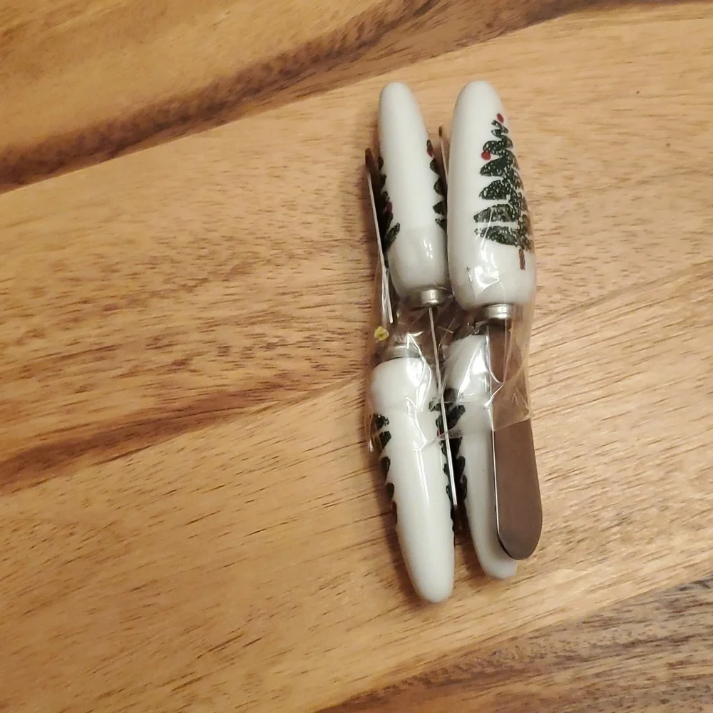 Boston Warehouse Butter Spreader
